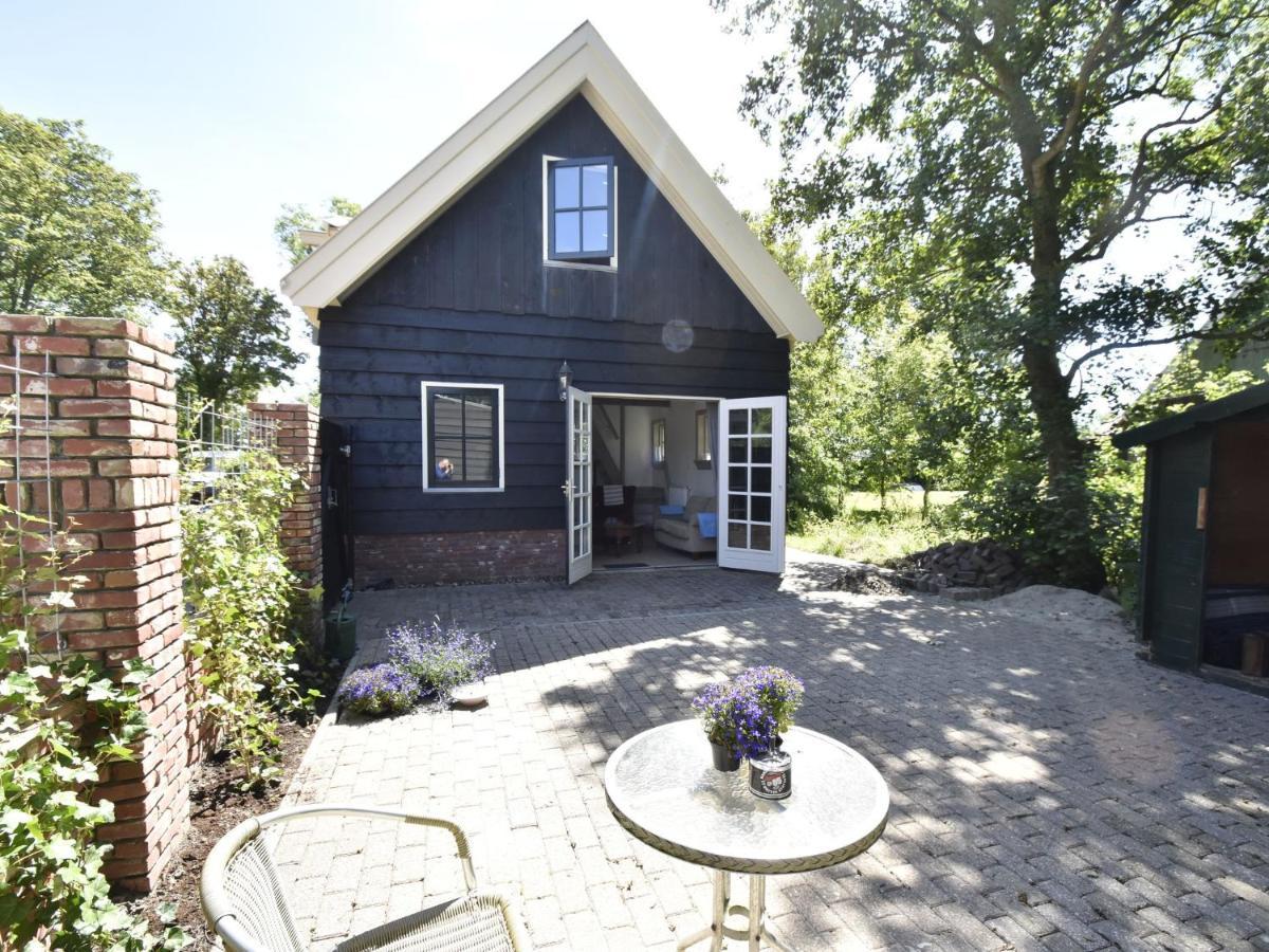 Apartment In Sint Maartensbrug With Garden Екстериор снимка