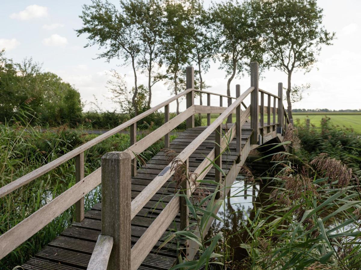 Apartment In Sint Maartensbrug With Garden Екстериор снимка