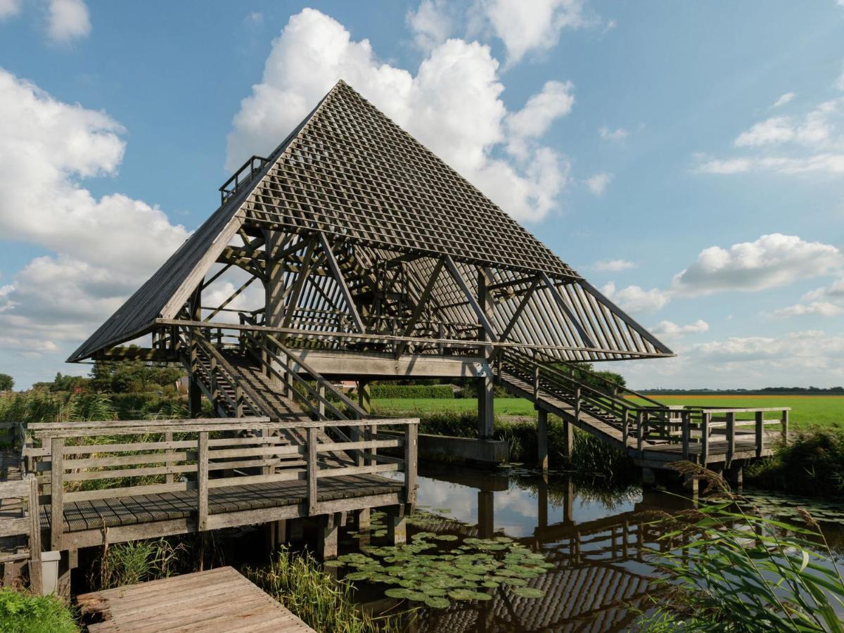 Apartment In Sint Maartensbrug With Garden Екстериор снимка