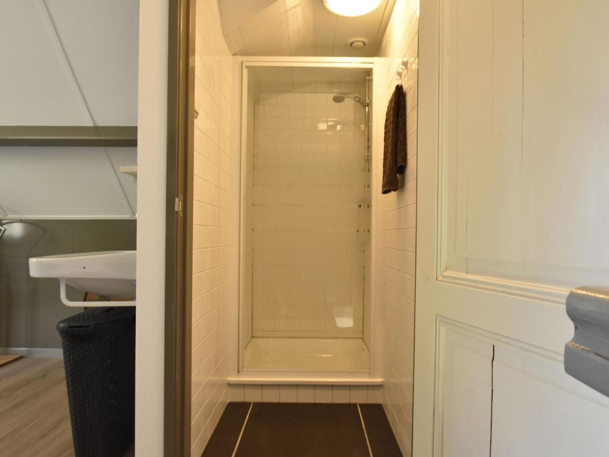 Apartment In Sint Maartensbrug With Garden Екстериор снимка