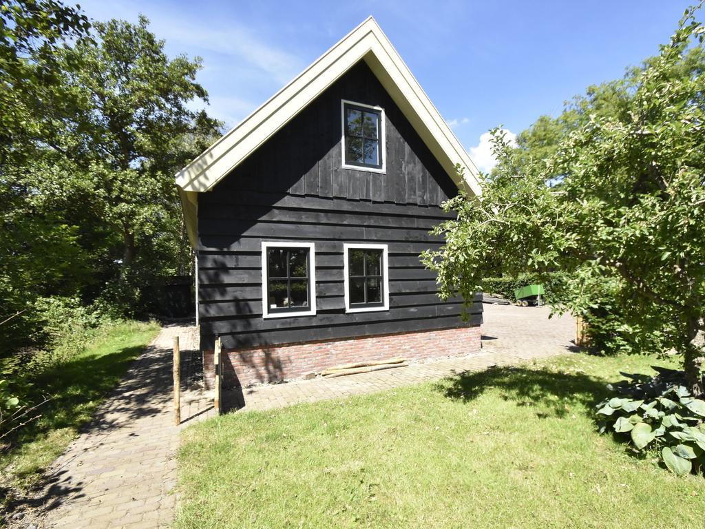 Apartment In Sint Maartensbrug With Garden Екстериор снимка